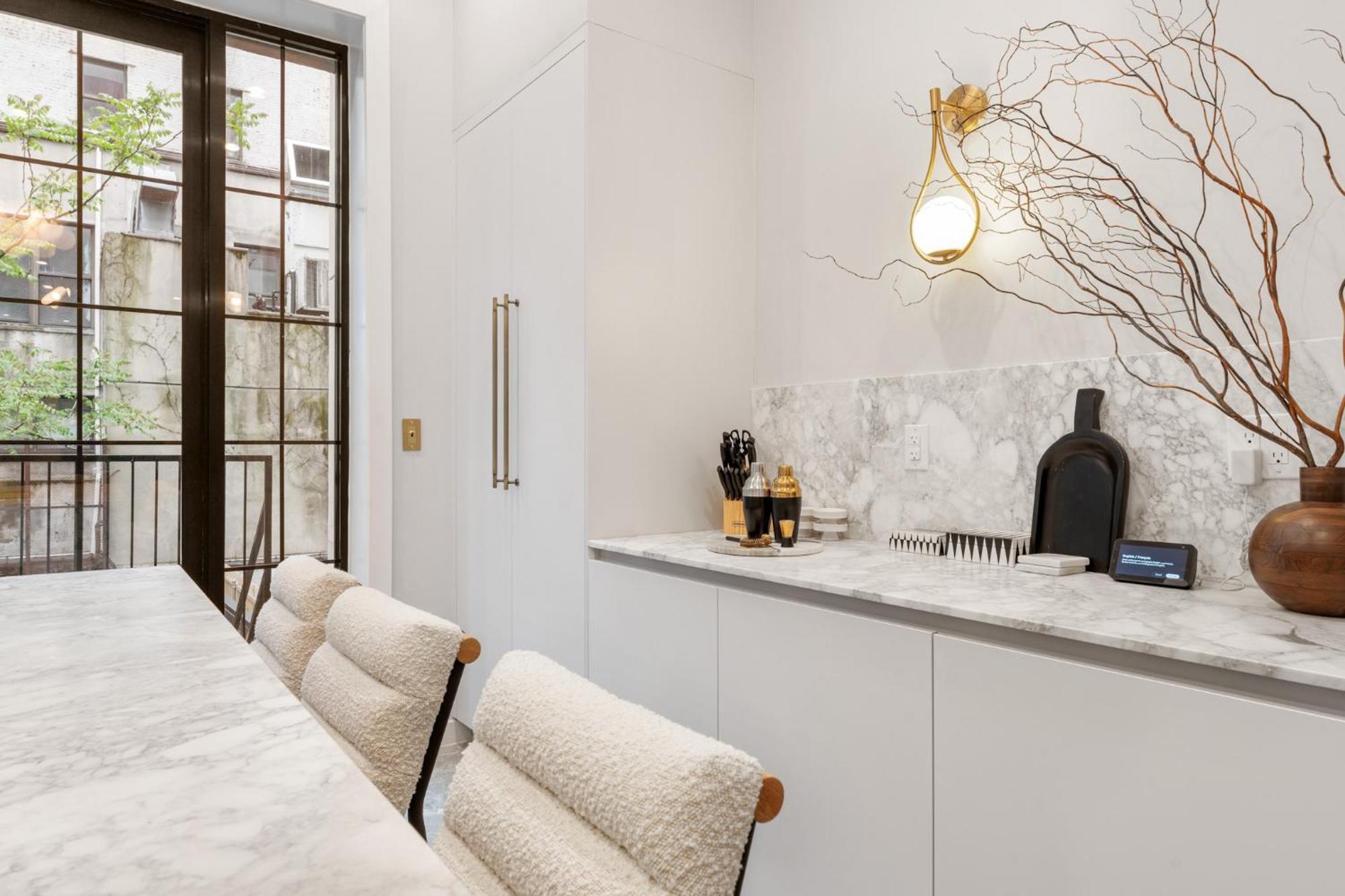 Luxurious Harlem With Modern Amenities, Outdoor Patio! Apartment New York