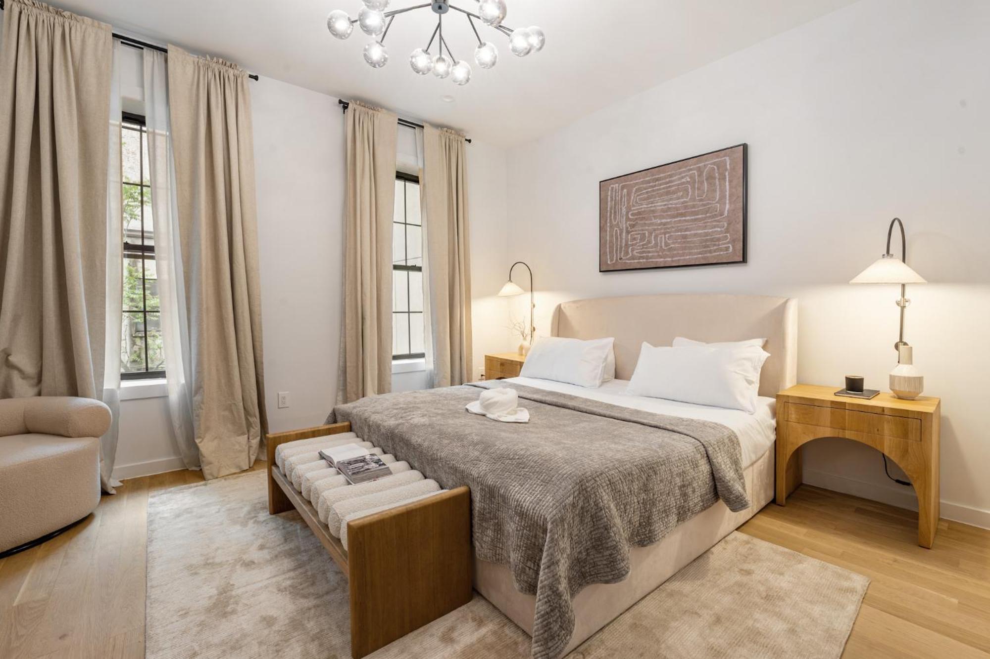 Apartment Luxurious Harlem With Modern Amenities, Outdoor Patio! New York