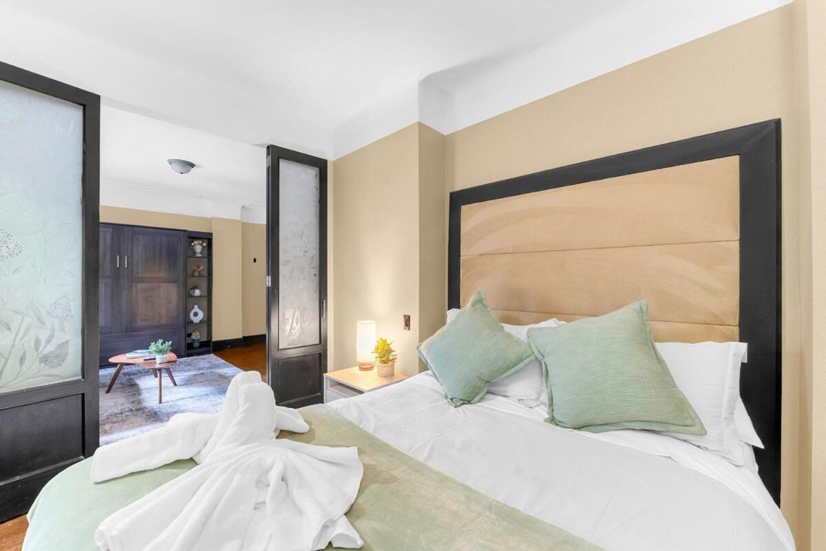 Apartment Highly Desired Times Square With Gym