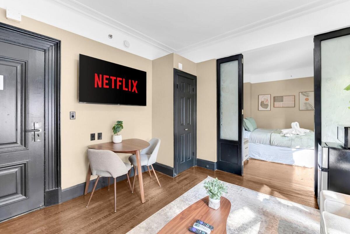 Highly Desired Times Square With Gym Apartment