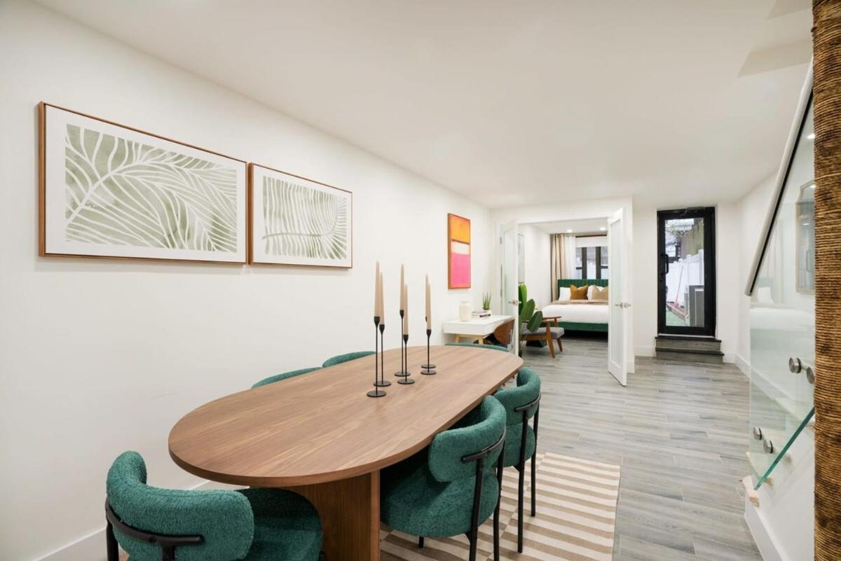 317-1d New 2br Duplex Wd Private Backyard New York