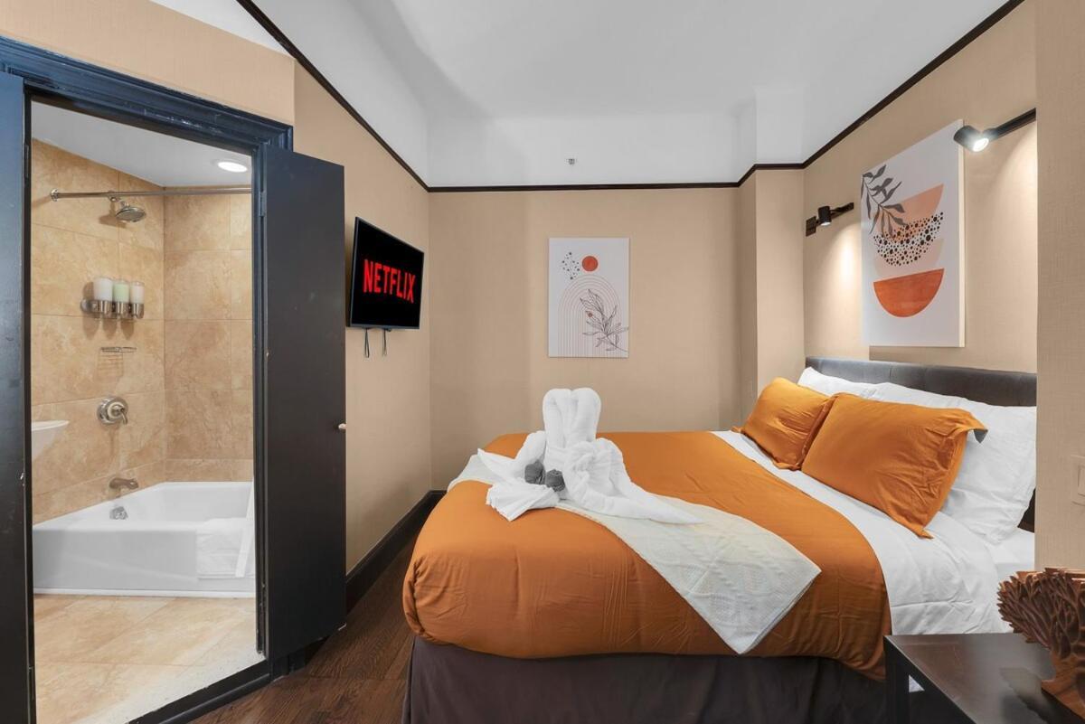 Appartement Stunning In Heart Of With Gym &