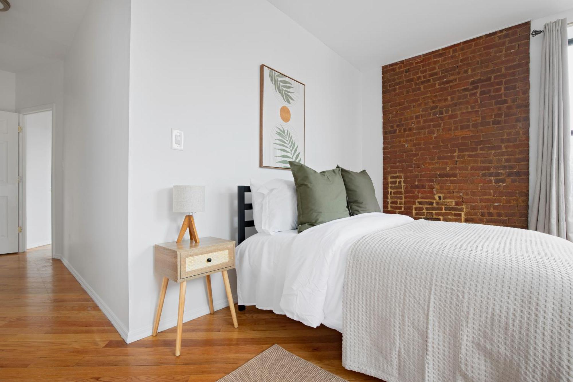 Marvelous & Cozy 3bdr & 2bth In Apartment New York