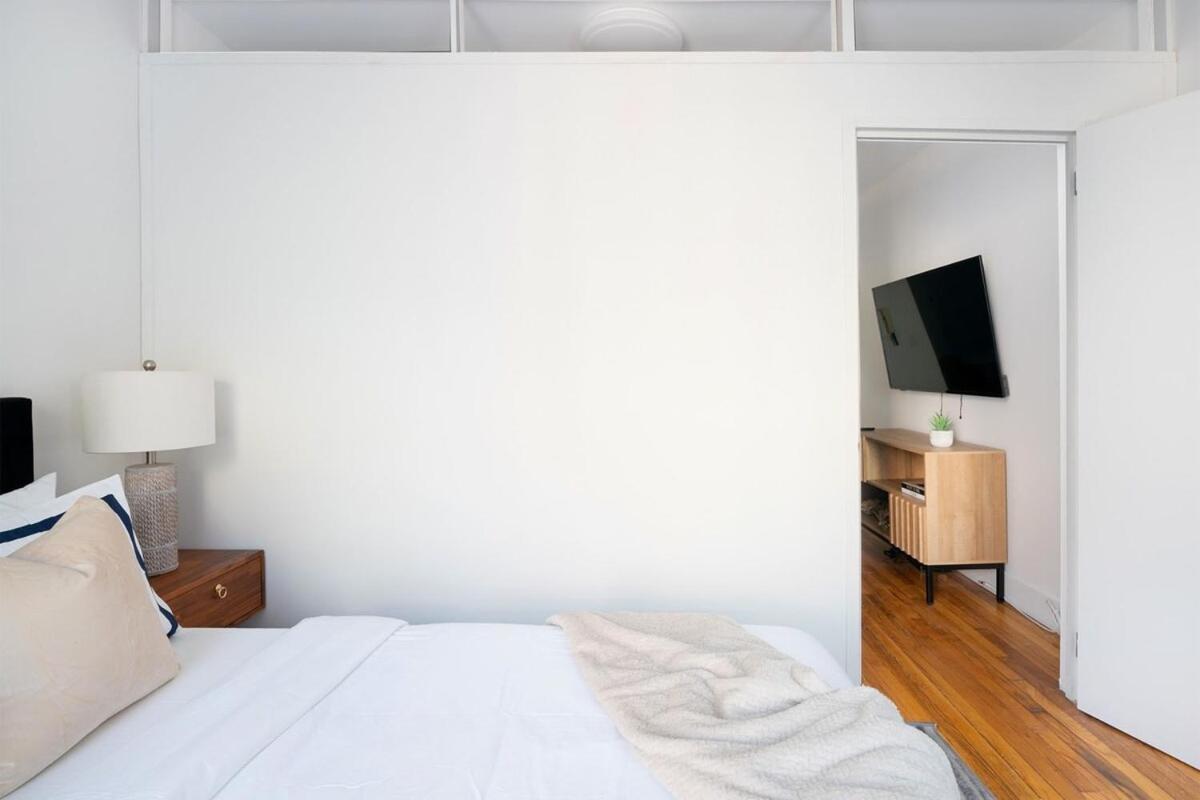 Appartement 444-3a Newly Renovated 1br - Elevator Building New York