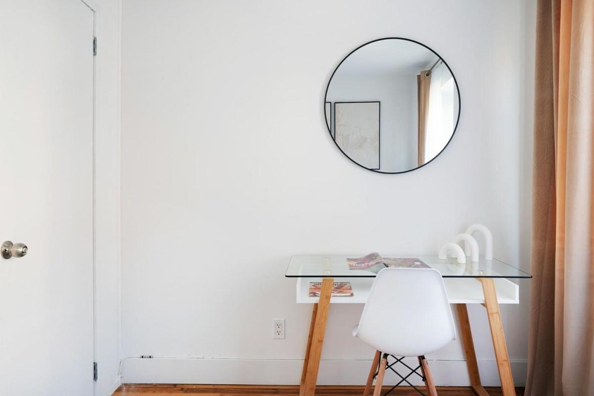 444-3a Newly Renovated 1br - Elevator Building Appartement *
