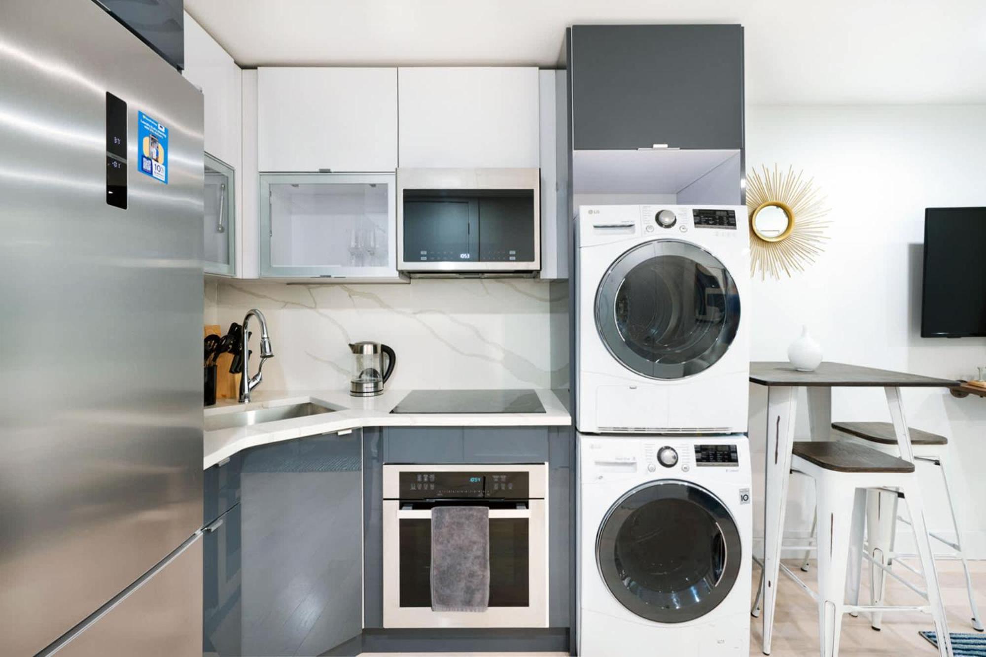 75-1a New Prime Ues W D In Unit Elevator