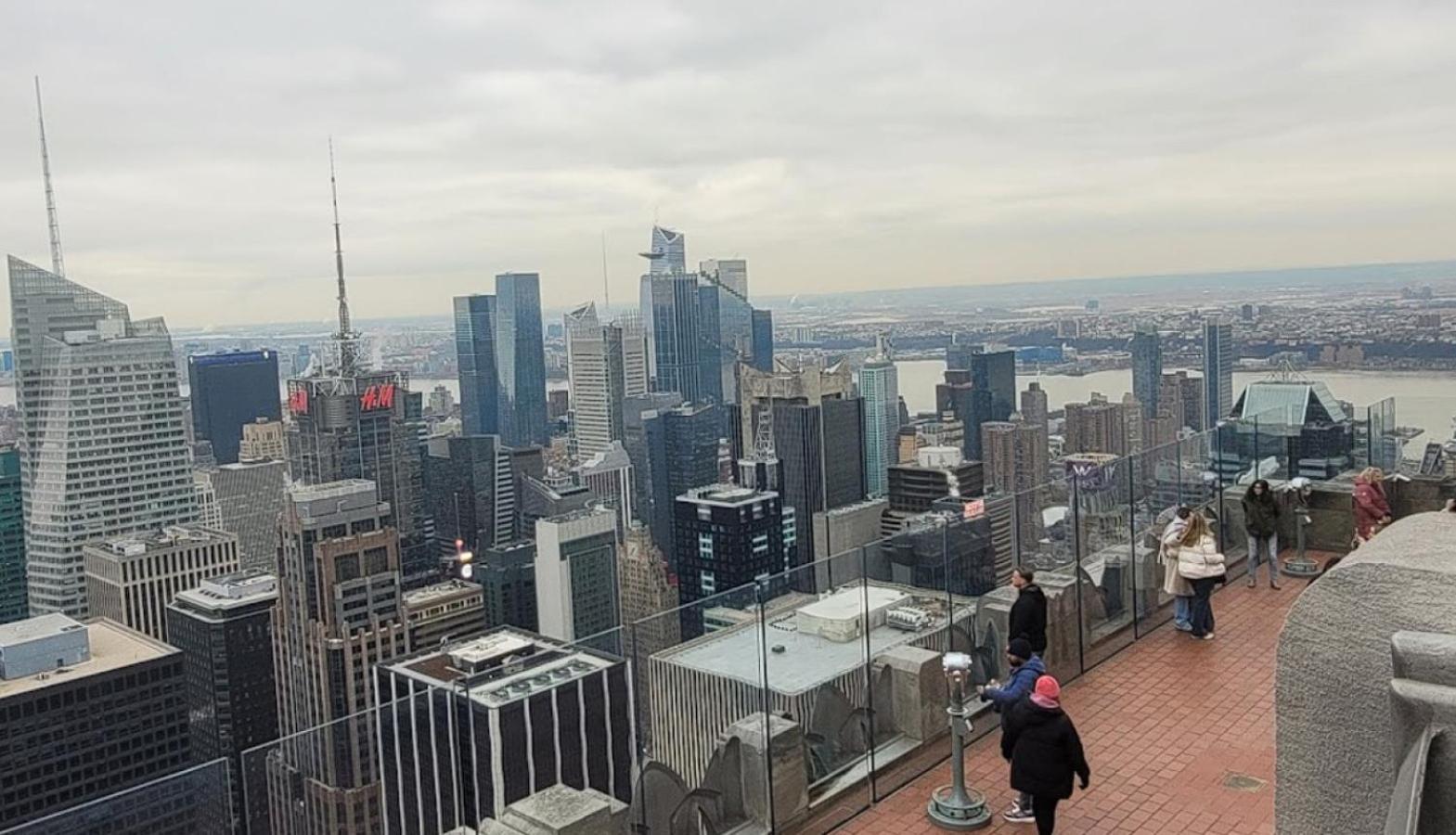 Massive 1br W Private Patio In Upper East Side * New York