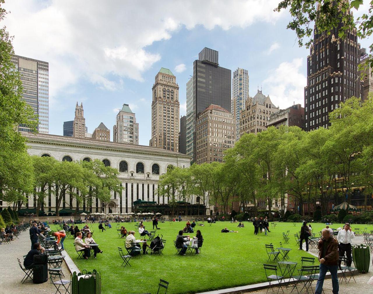 Massive 1br W Private Patio In Upper East Side Hotel