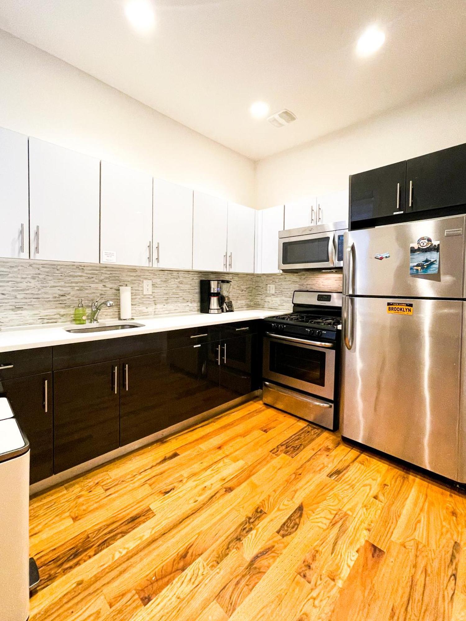 The Yellow Homestay New York