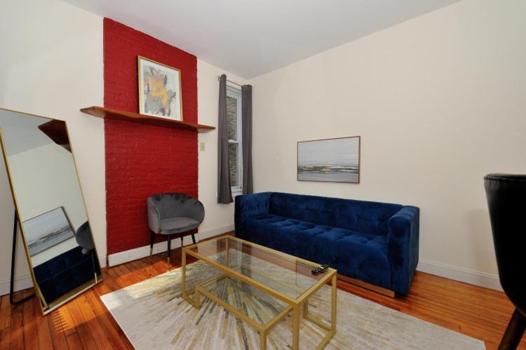 Monthly Nyc Rentals- Amazing 2 Bedroom 1 Bath Unit * New York