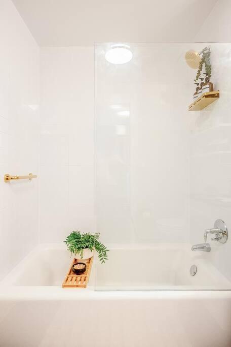 Views, Modern Nyc Oasis Retreat * New York