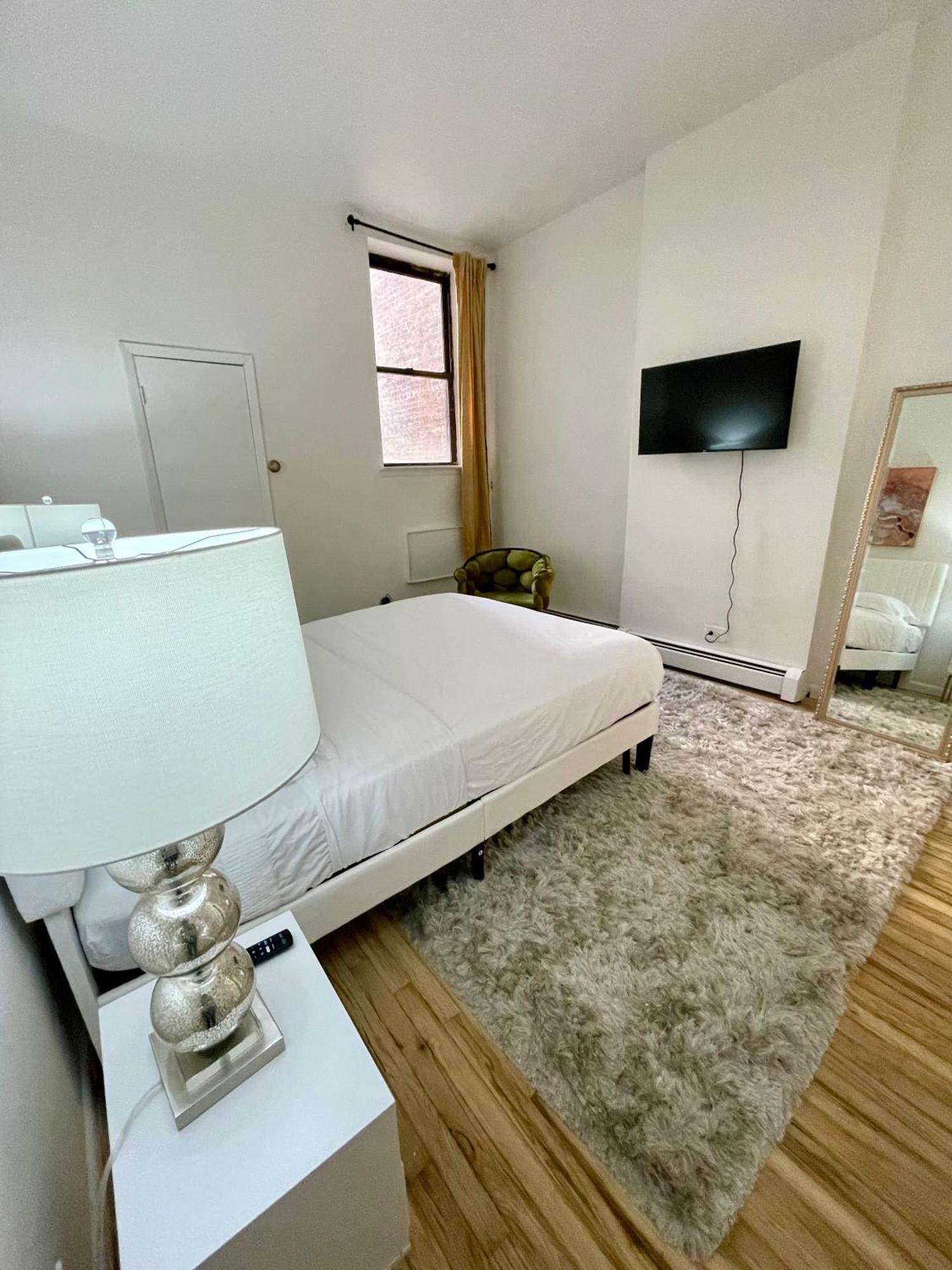 Monthly Nyc Rentals- Luxury 2 Bedroom * New York