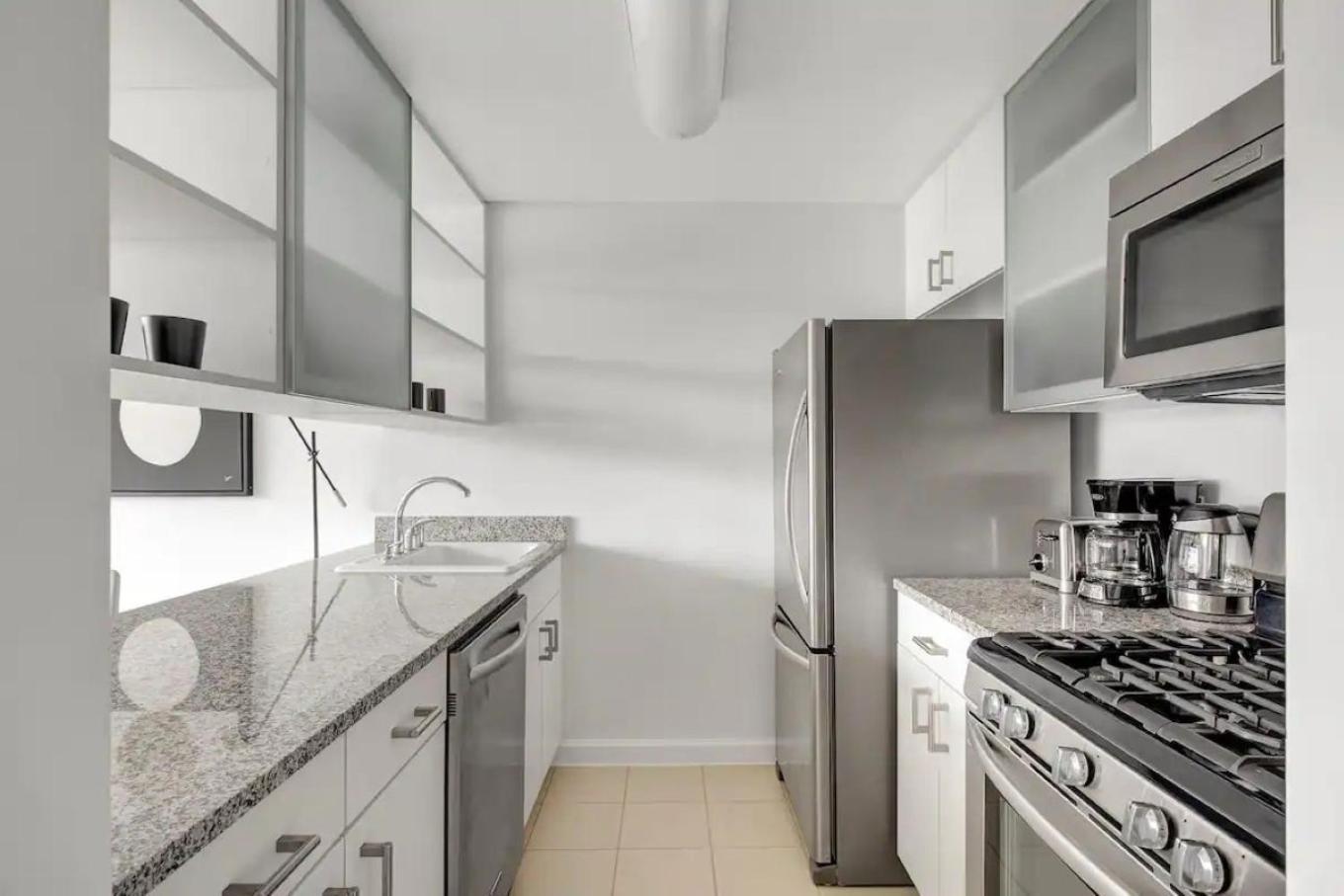 Time Square Aparthotel 4*