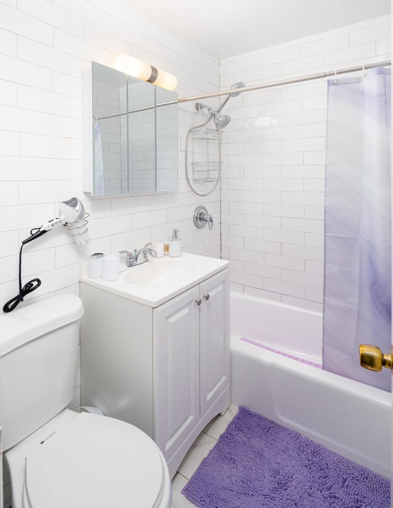 Purple Paradise Nomad 3bd Near Nyc Attractions Apartment