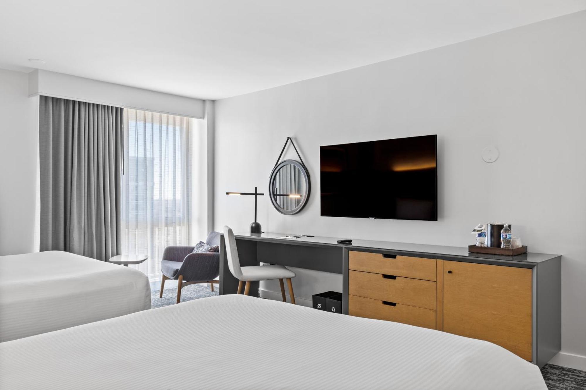 Doubletree By Hilton Jfk Airport 3*