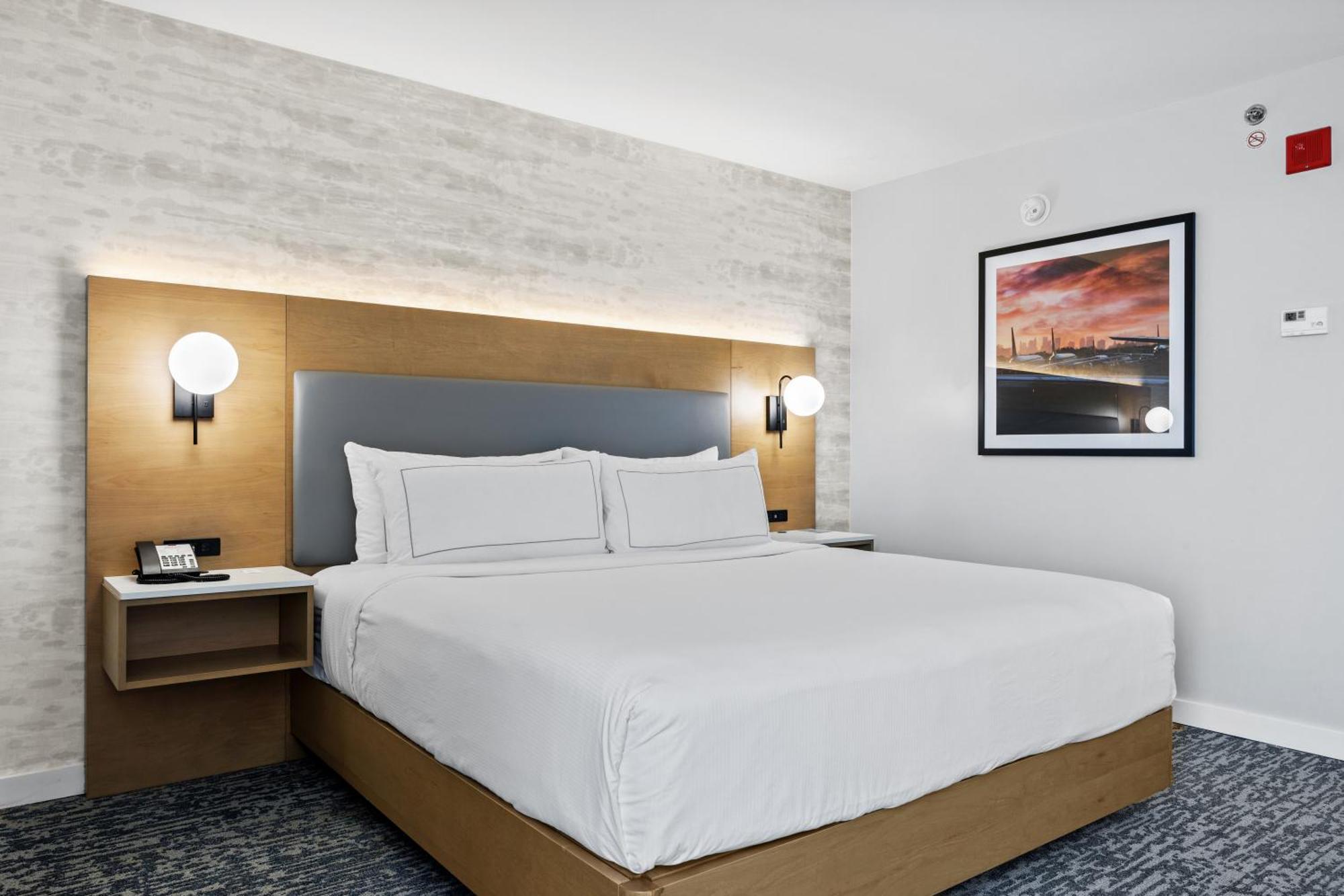 Doubletree By Hilton Jfk Airport Hotel New York