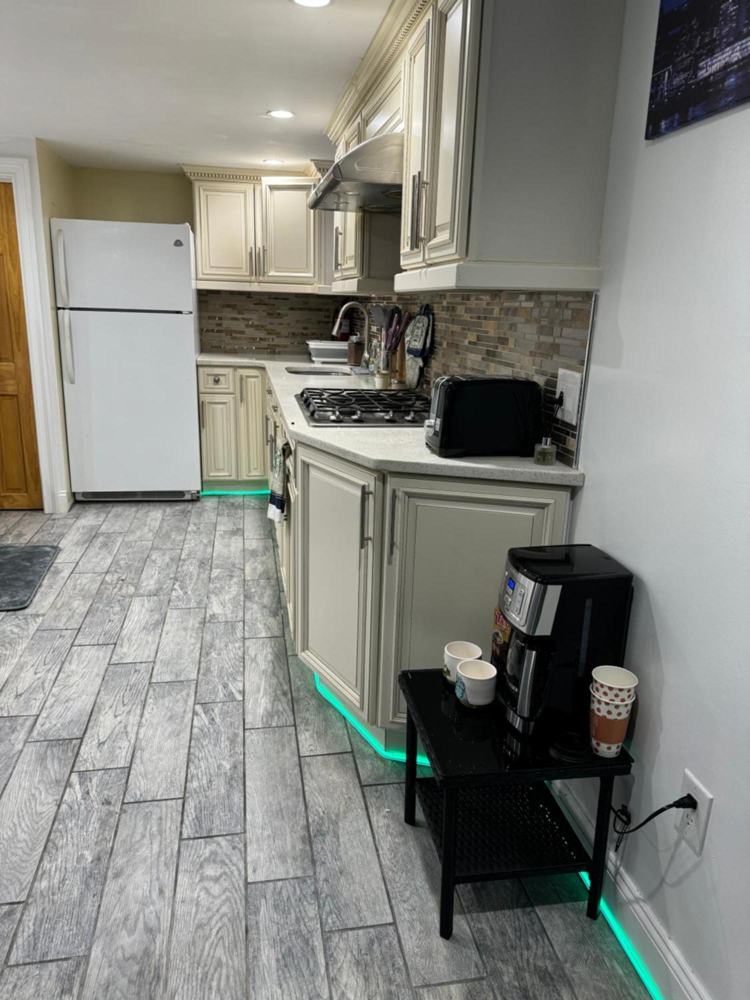 Apartment New Jfk Private Check In And Entrance New York