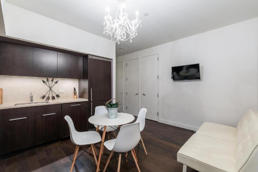 Appartement Luxury 5 Bedroom 2 Bath In Nyc! *