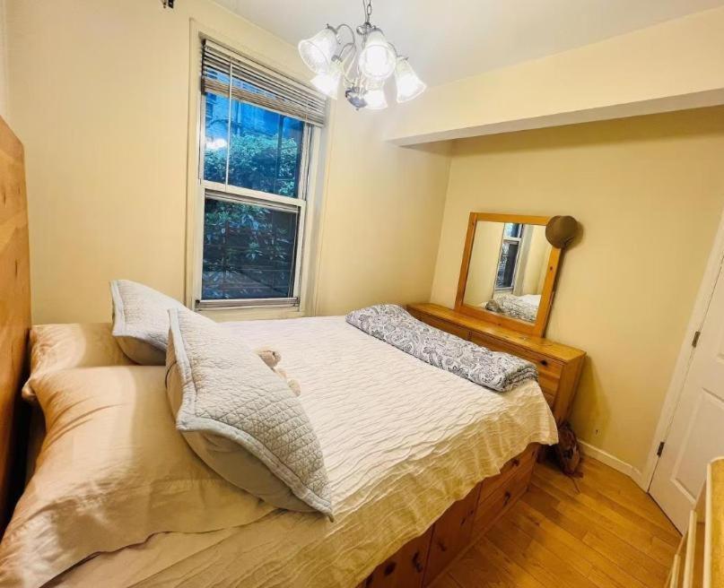 Comfortable 2 Bedroom In Nyc! Apartment *