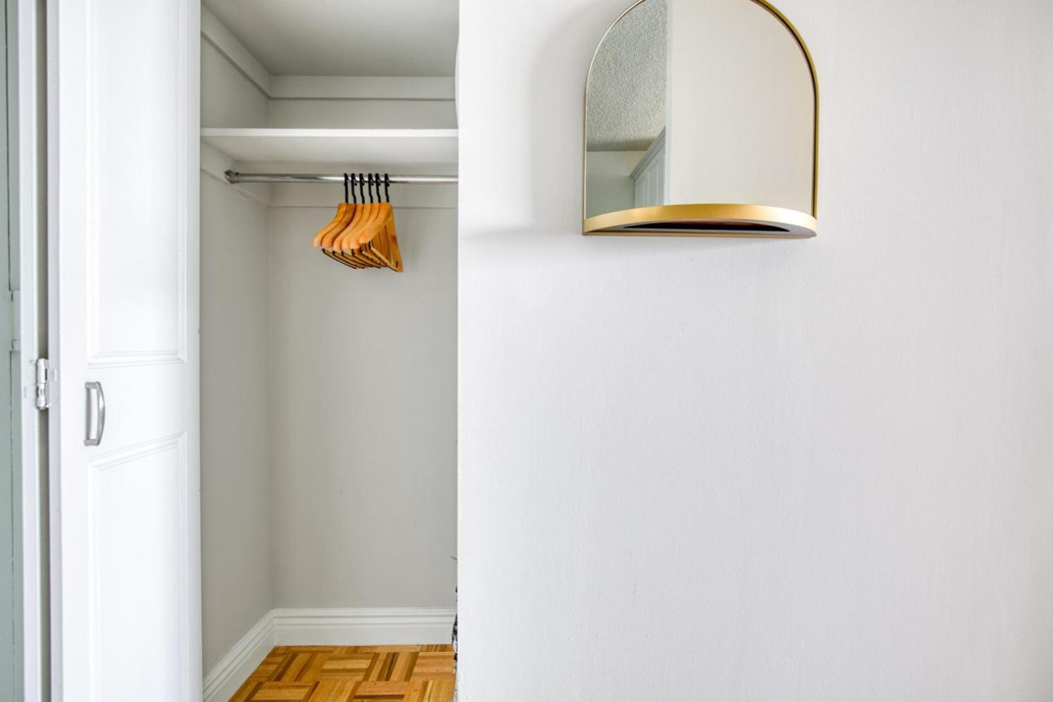 Ues 1br W Gym Pool Doorman Elevator Nr Park Nyc-622 *