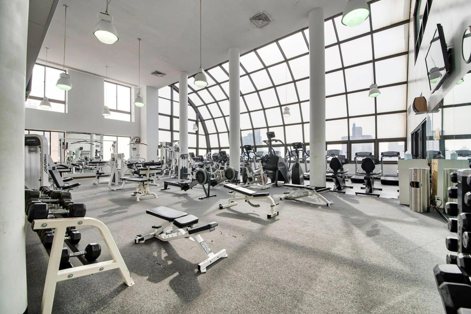 Apartment Ues 1br W Gym Pool Doorman Elevator Nr Park Nyc-622