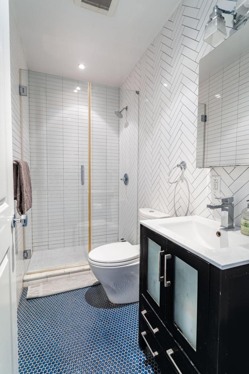 Charming Near The Guggenheim With Shared Bath *