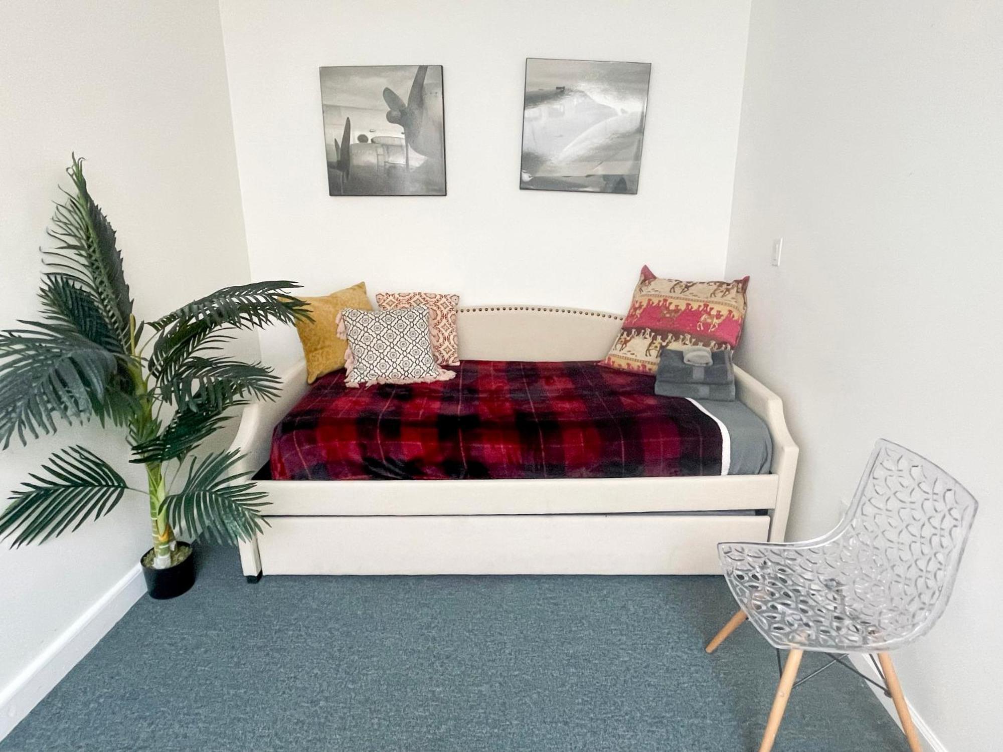 Gorgeous Extra Spacious Duplex Penthouse Appartement *