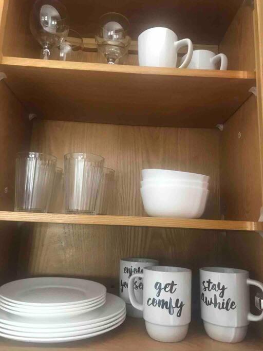 Private Br,ba,kit, Lr 9 Mins To *