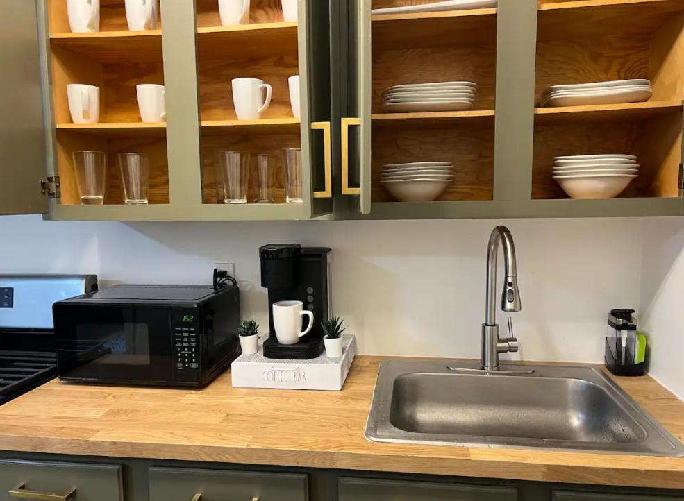 Private In Brooklyn - Close To Jfk And Easy Access To Transportation Homestay *