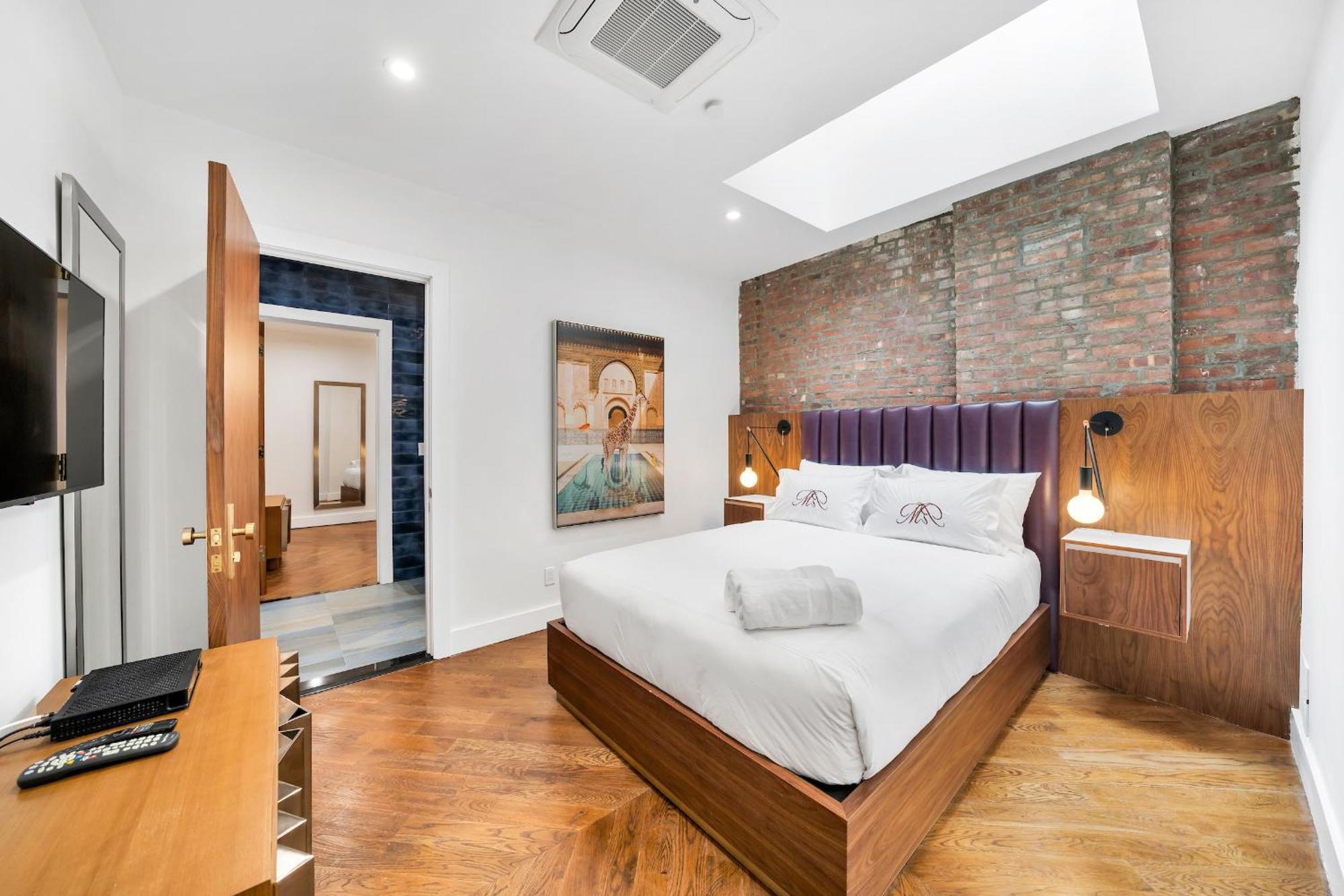 Hébergement de vacances Landmarked Luxury Boutique & Maison Rouge Nyc New York