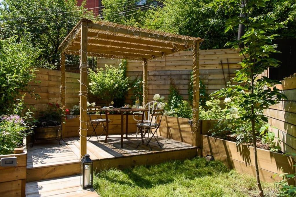 The Dutch House New York