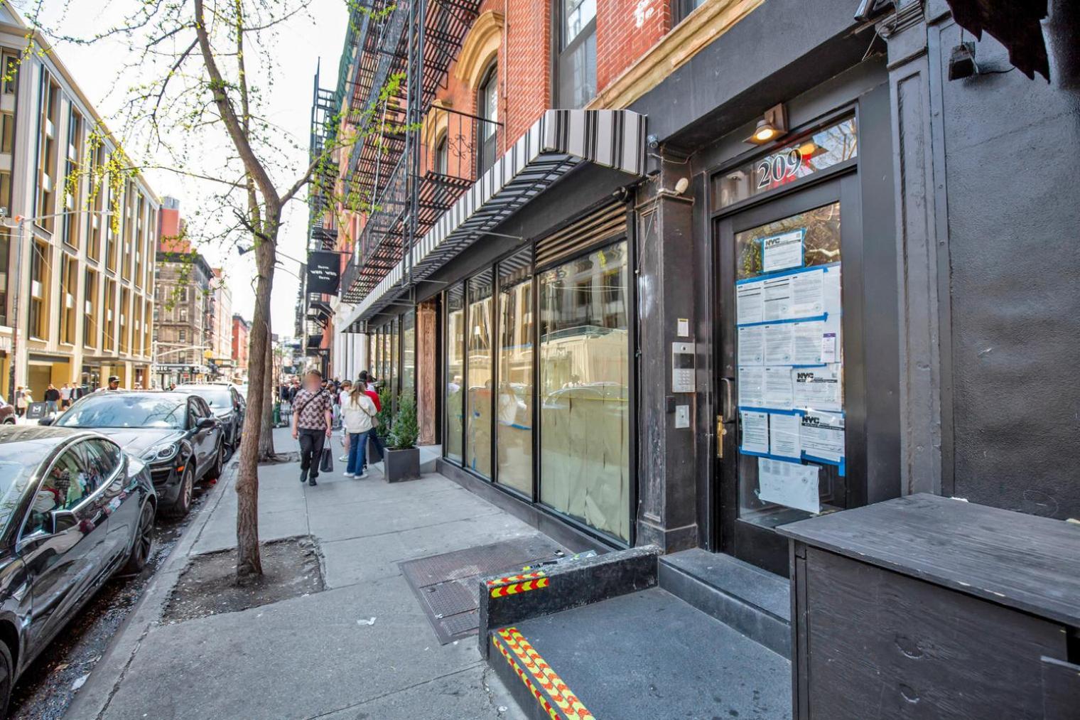 Nolita 2br W Wd Nr Soho Nyc-955 *