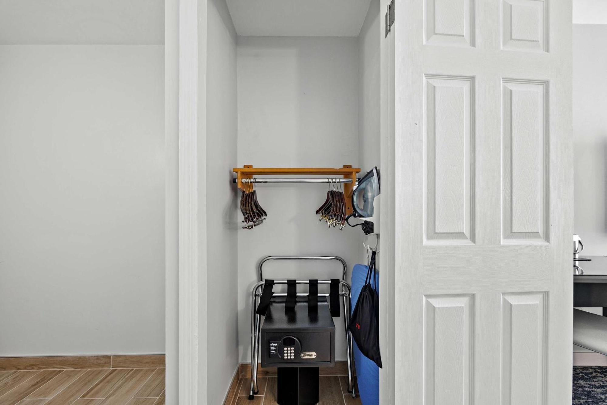 Doubletree By Hilton Jfk Airport Hotel