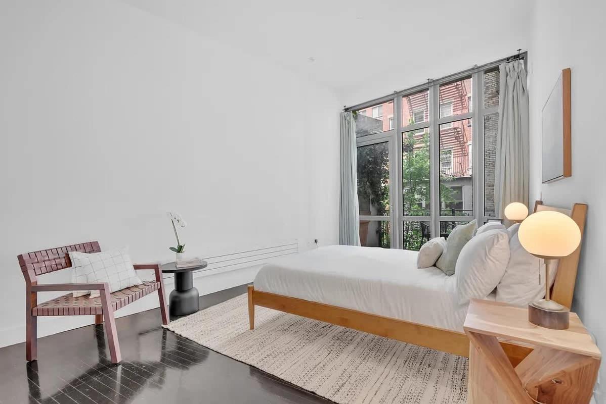 Waverly Lane By Rove Travel 3 Bedroom Chelsea New York