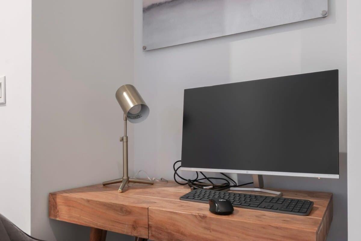 Waverly Lane By Rove Travel 3 Bedroom Chelsea New York