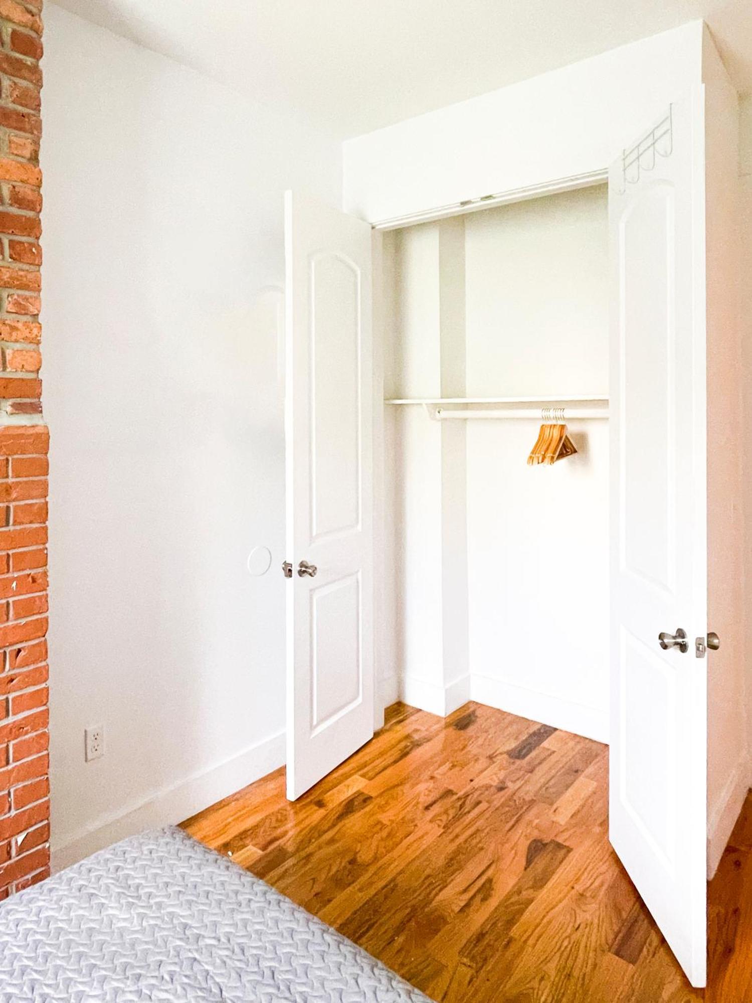 Homestay The Yellow New York