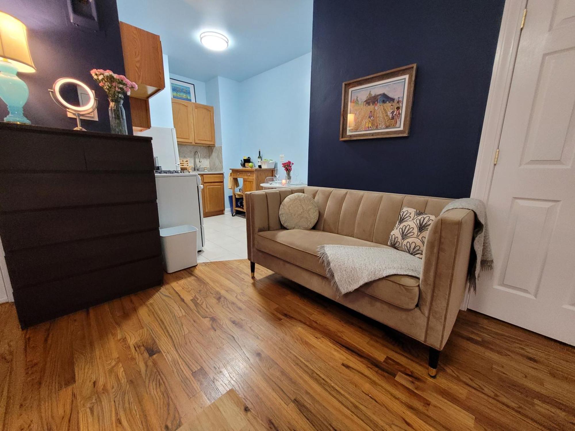 Private Near Columbia Presbyterian Hospital * New York