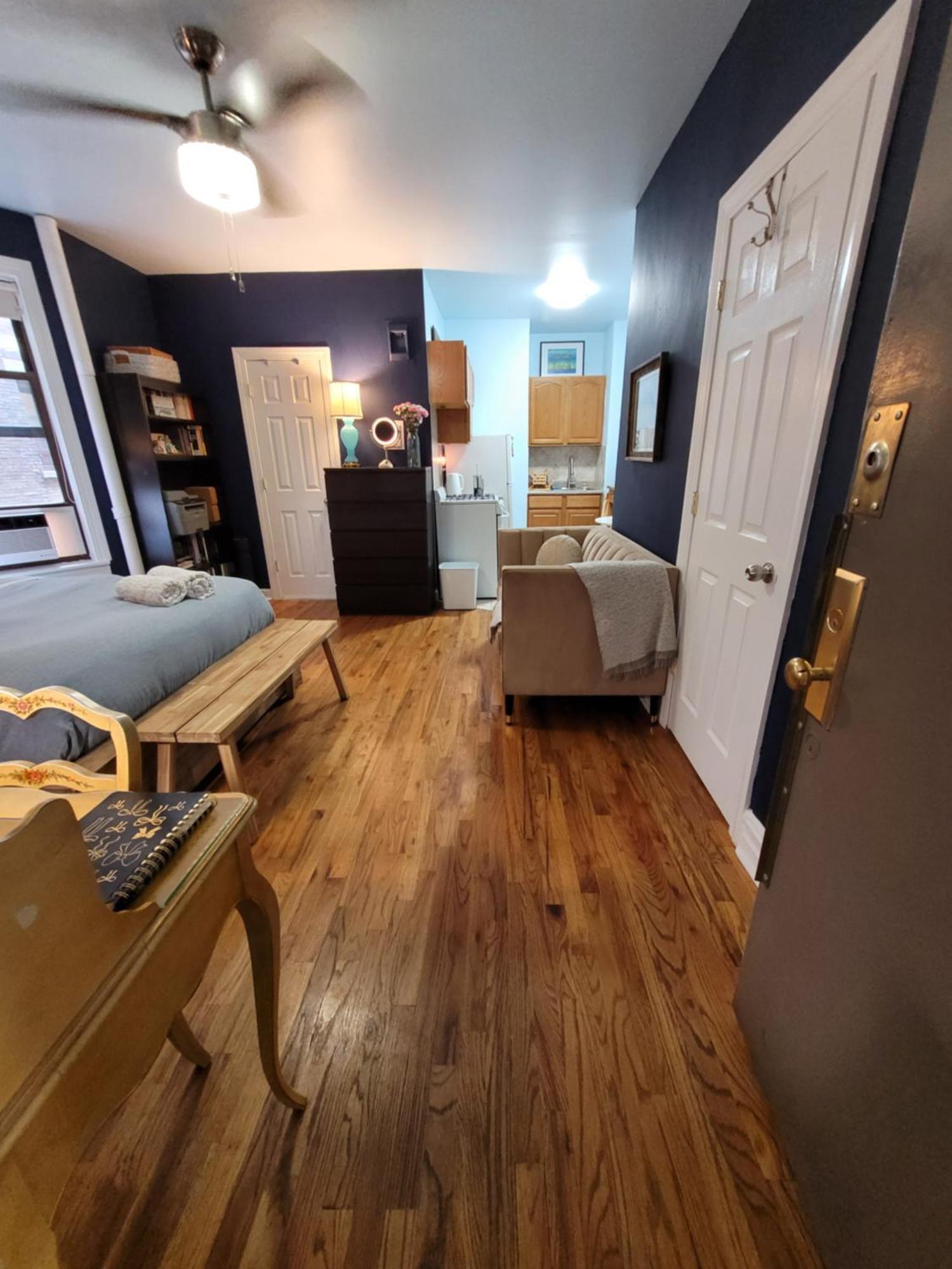 Private Near Columbia Presbyterian Hospital Apartment