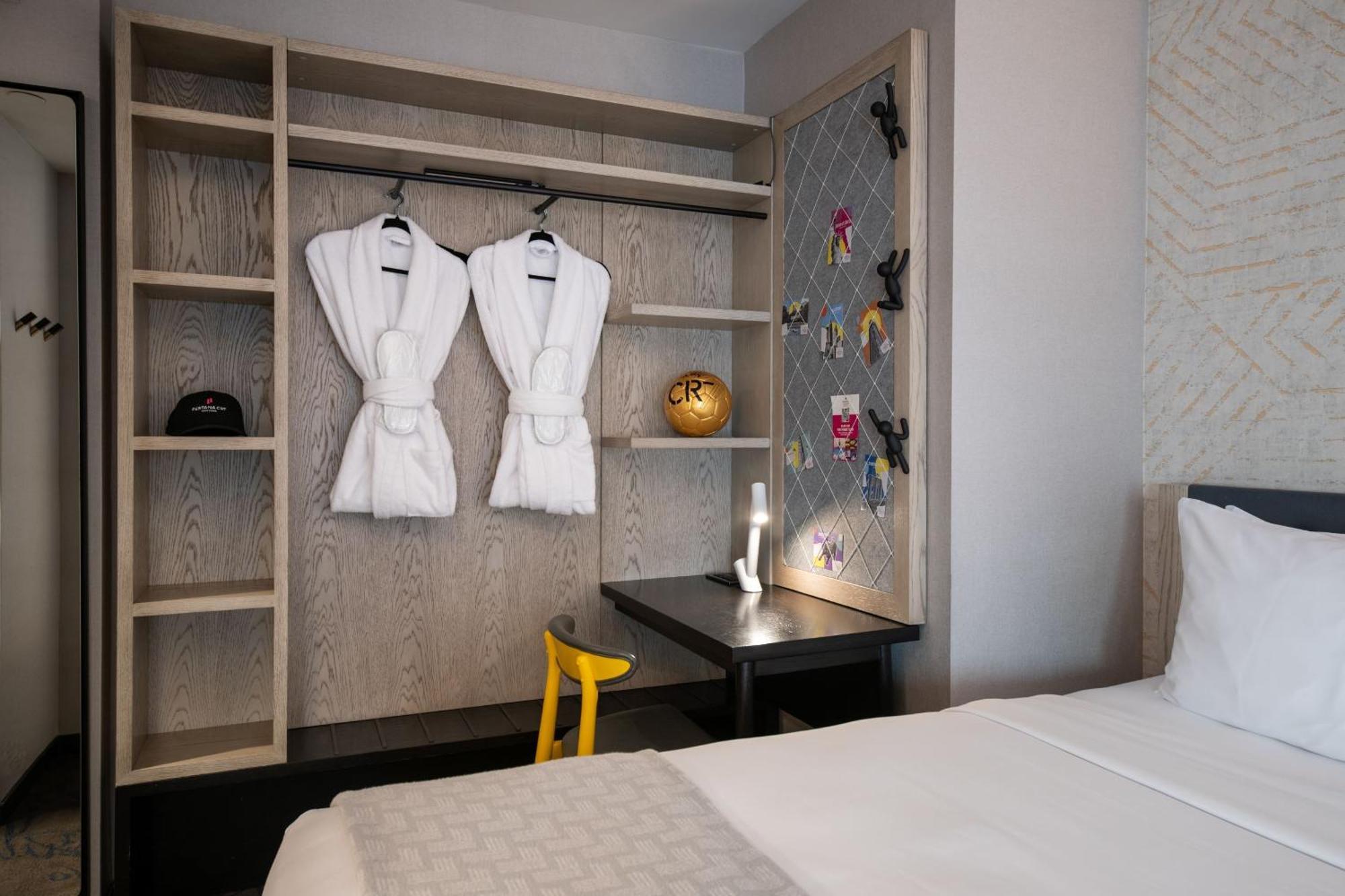 Hotel Pestana Cr7 Times Square New York