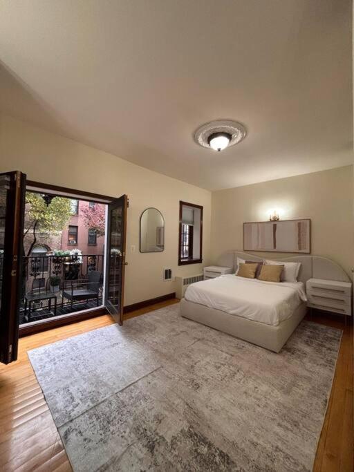 Midtown Charming House Apartment