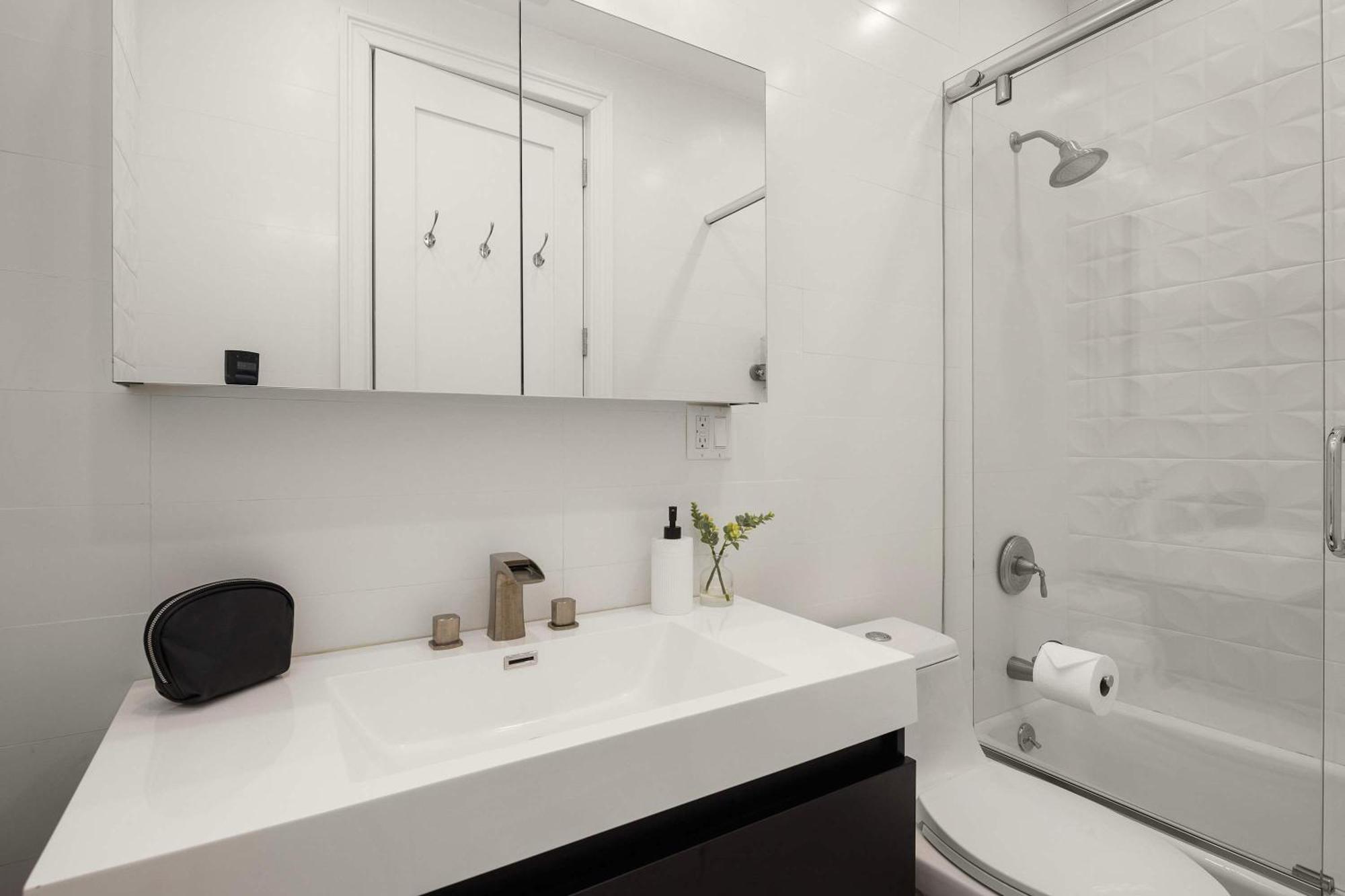 Appartement Luxe Harlem Retreat 3br Designer W Parking