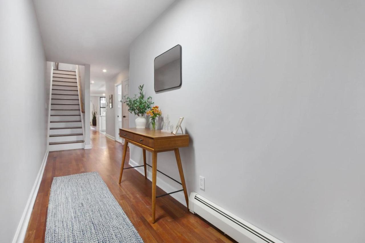 Charming Park Townhome Holiday home New York