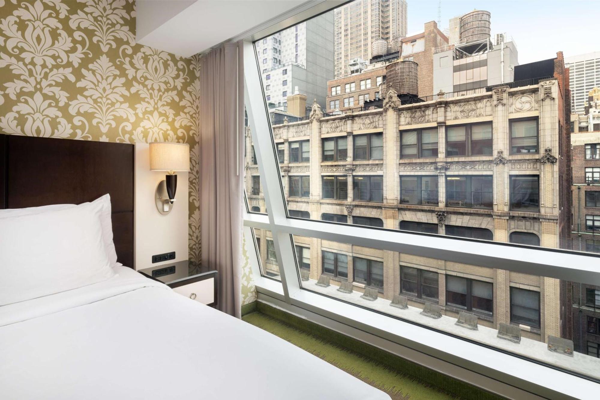 Western Premier Herald Square Hotel