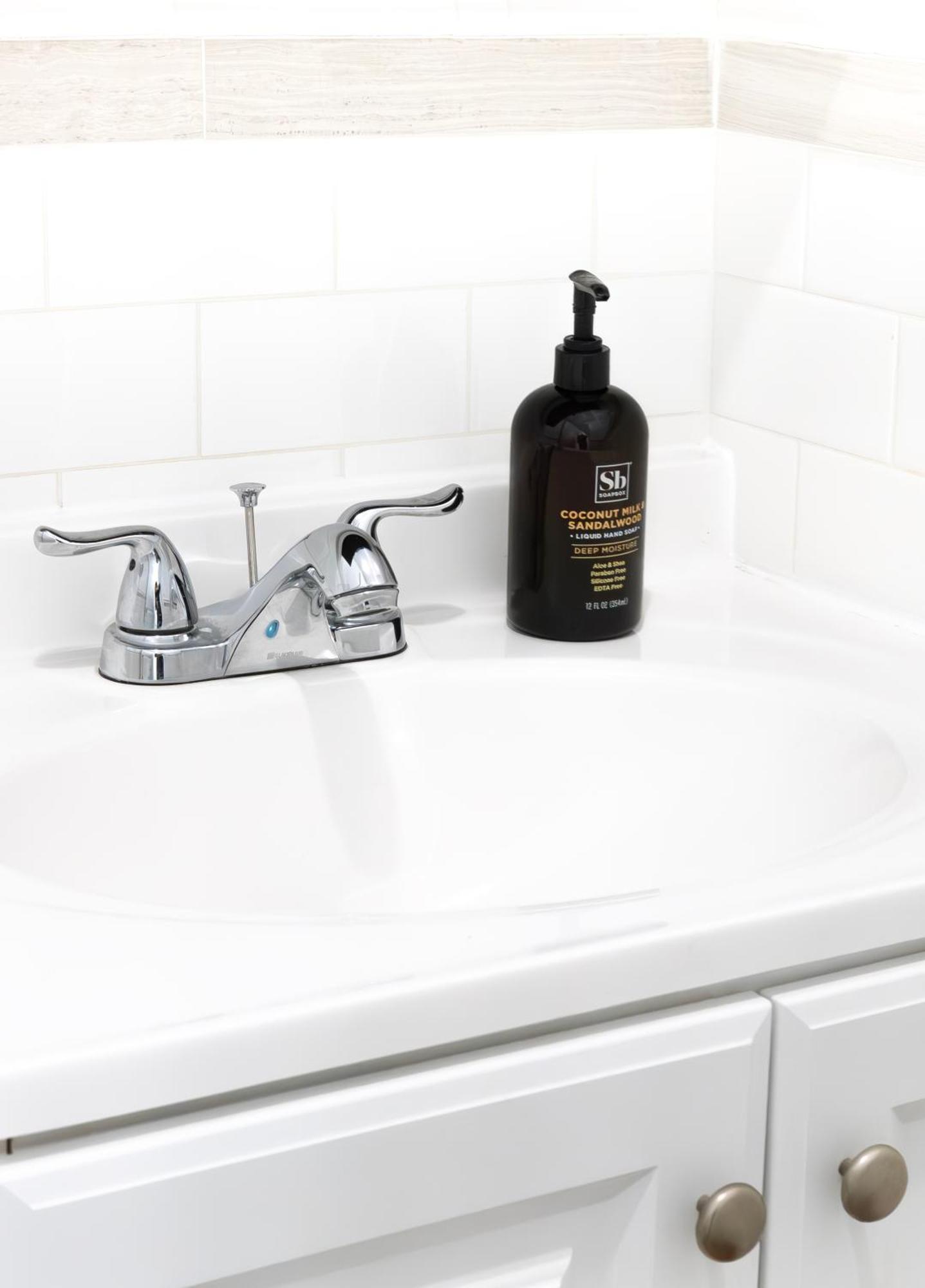 Yellow Sunrise Brooklyn Retreat Homestay *