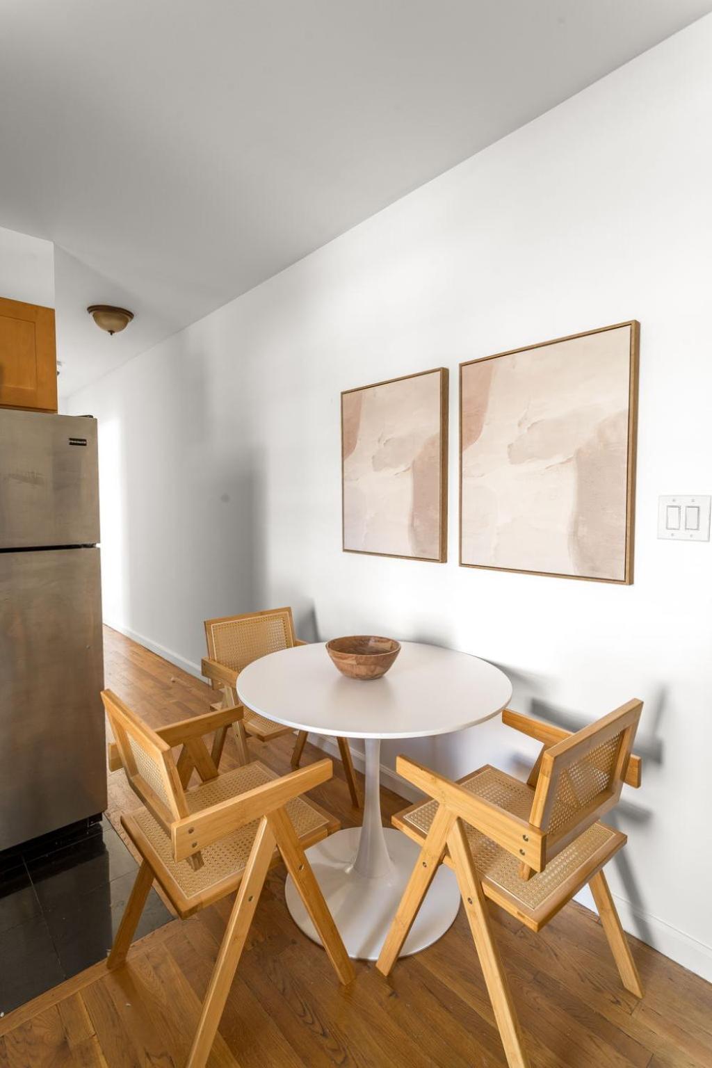 Lower East Side 3bedroom And 1bath Near Nyc Iconic Landmarks * New York