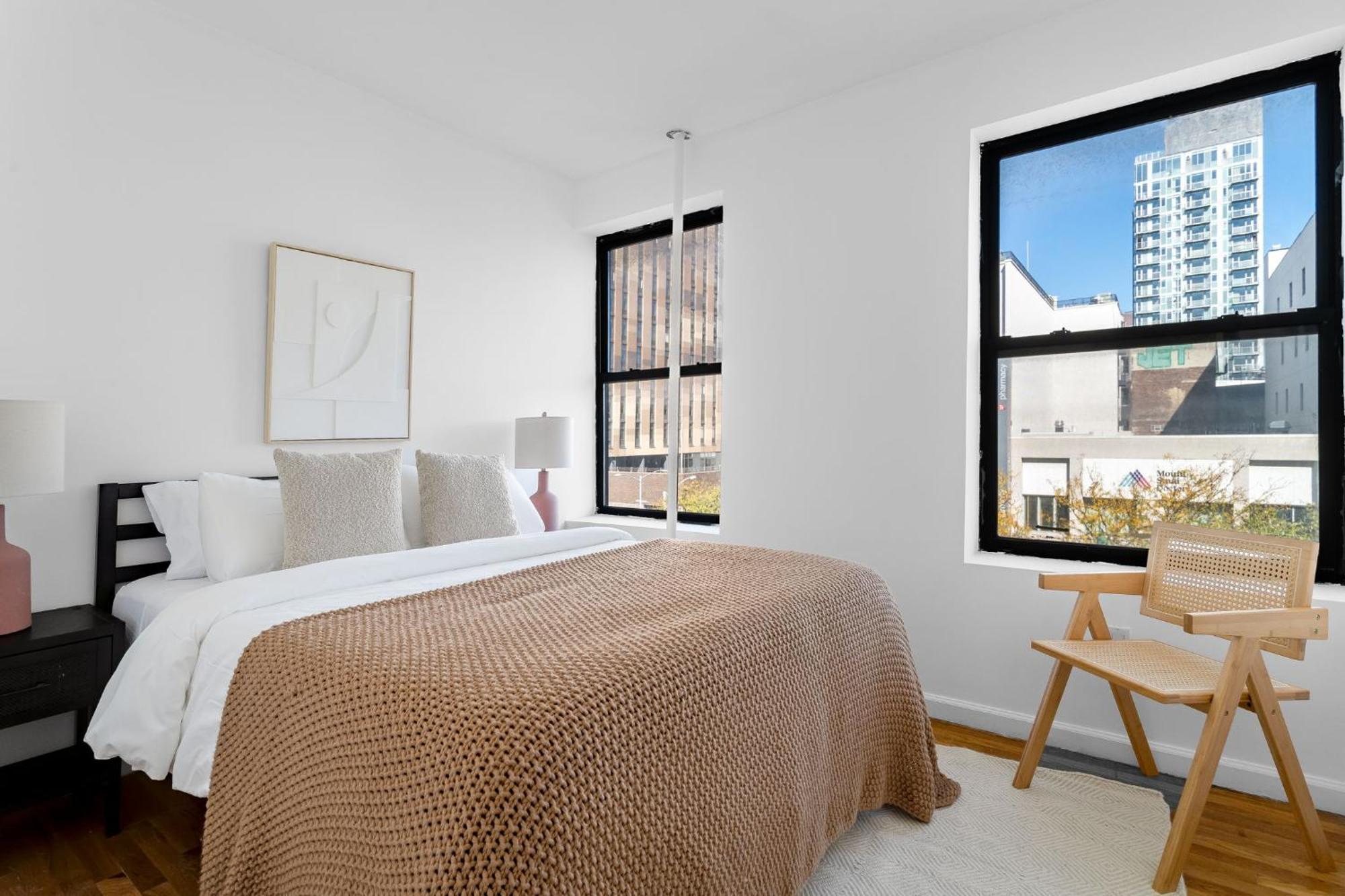 Lower East Side 3bedroom And 1bath Near Nyc Iconic Landmarks Apartment *