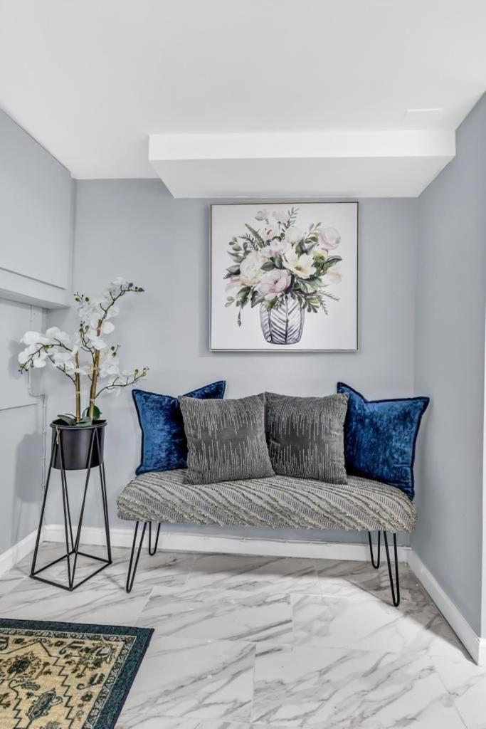 Apartment The Royal Oasis One Bedroom Deluxe *