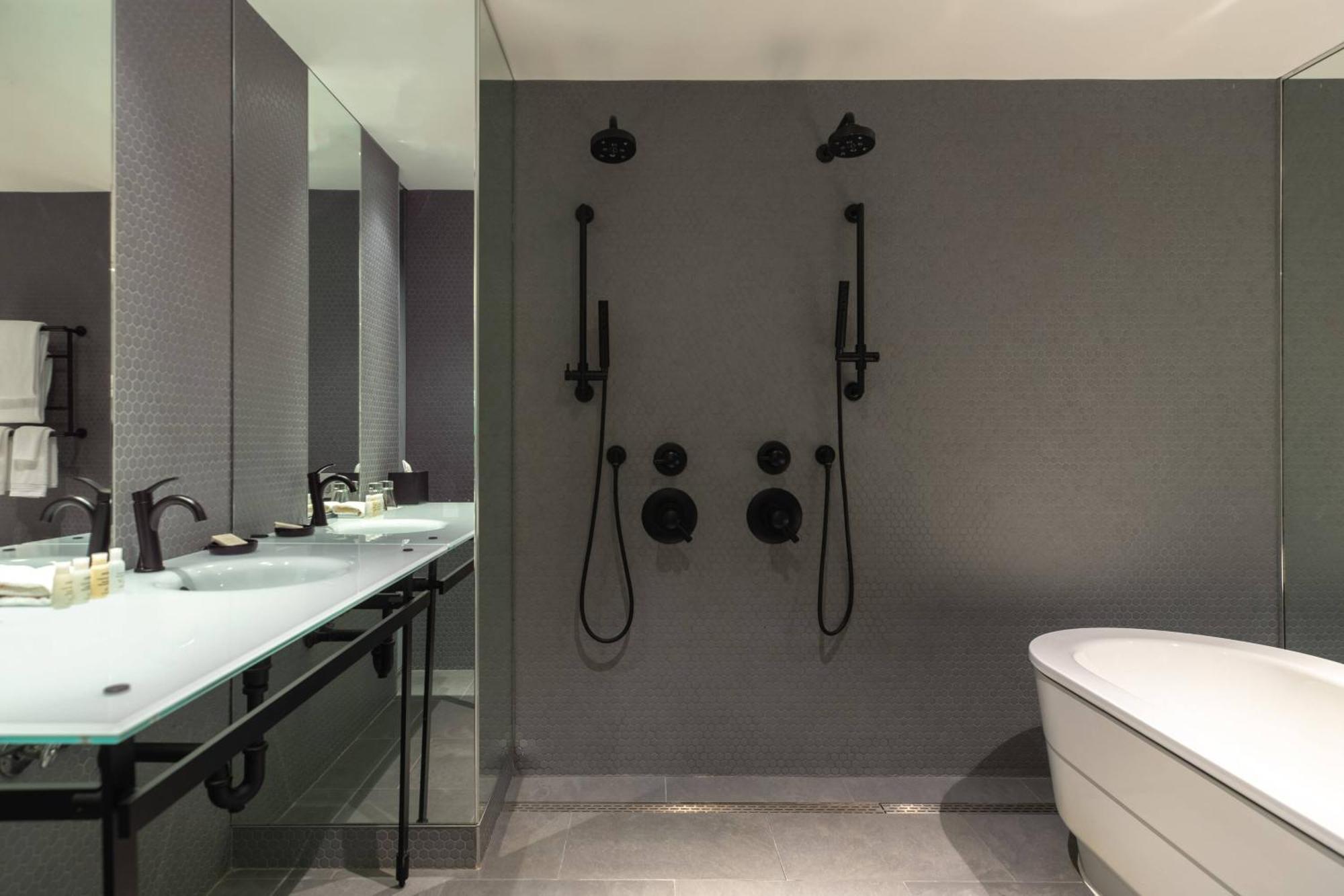 Renaissance Times Square By Marriott 4*