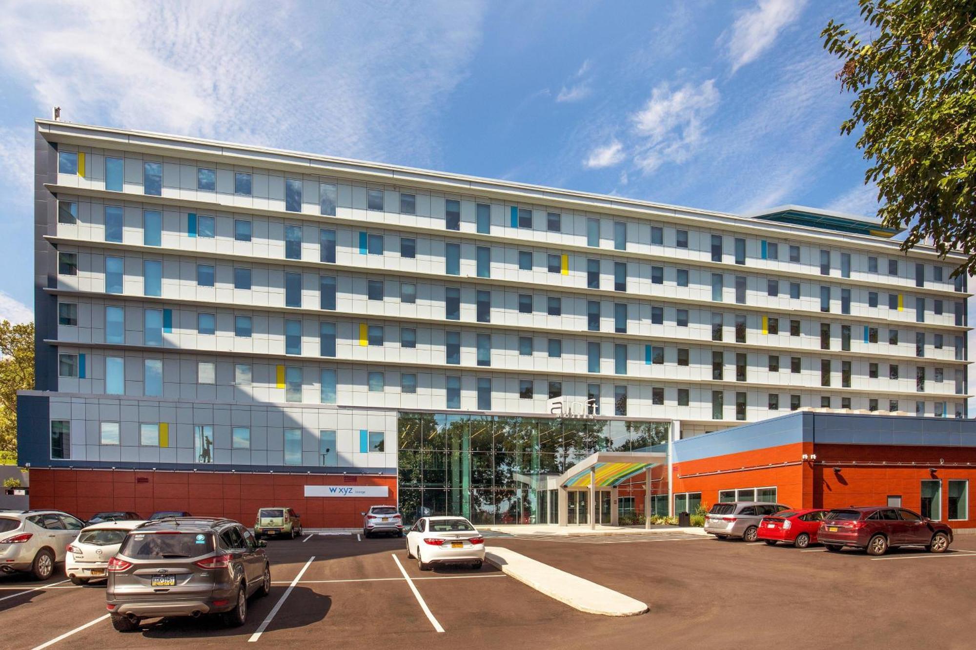 Aloft By Marriott New York Laguardia Airport