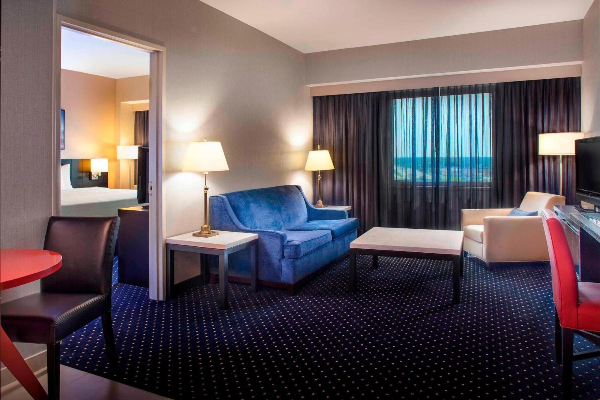 Hotel Courtyard By Marriott Jfk Airport 3*